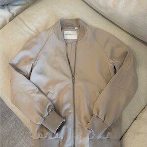 Crepe Babaton XS Bomber